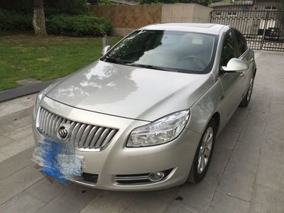 別克君威2.0AT 銀色二手車選購與按揭手續全攻略